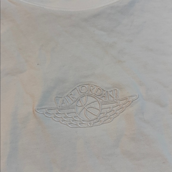 Air Jordan Classic White Men's T-Shirt - Picture 2 of 8